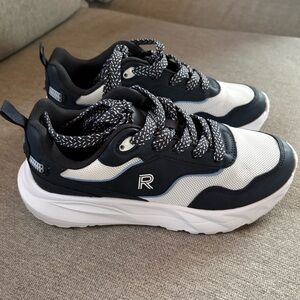 NEW Rockport Kids Sneakers